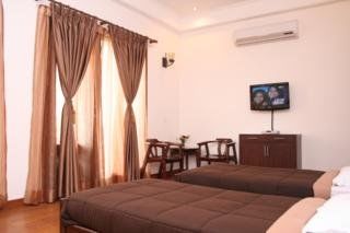 Star Hotel